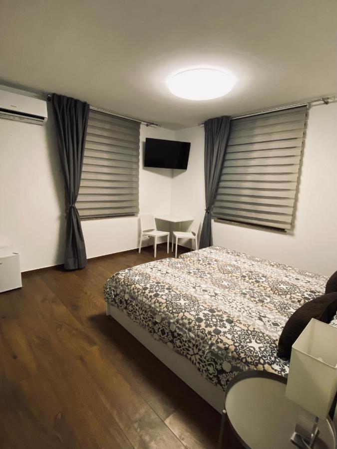Affittacamere Da Jasmina Venzone Exterior foto